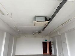 UB. One (D14), Factory #625426091